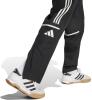 JD9273-7-APPAREL-On-Model-Detail-View-2-white-OXHL-24776.jpg